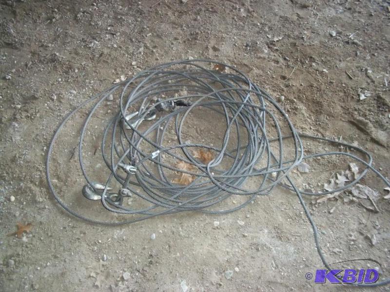 38 in cables with 2 hooks...