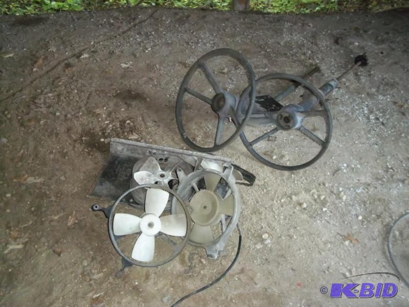 4 Fan motors and 2 Steering Columns...