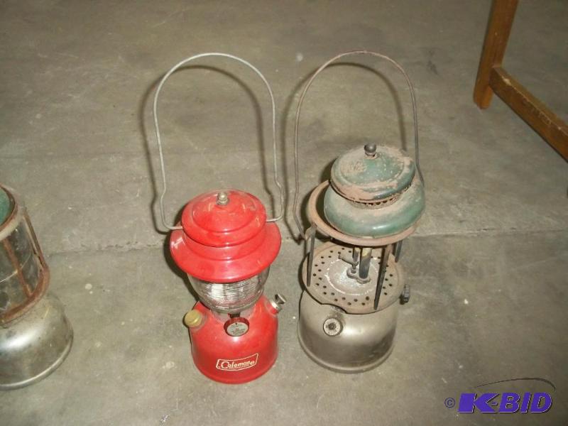 2 Coleman Lanterns, one red one green...