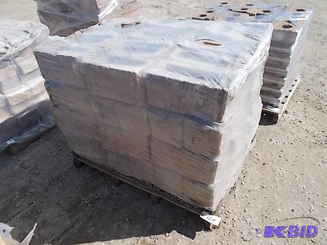 Approx. (60) Allan Block 8 Wall Block Corner...