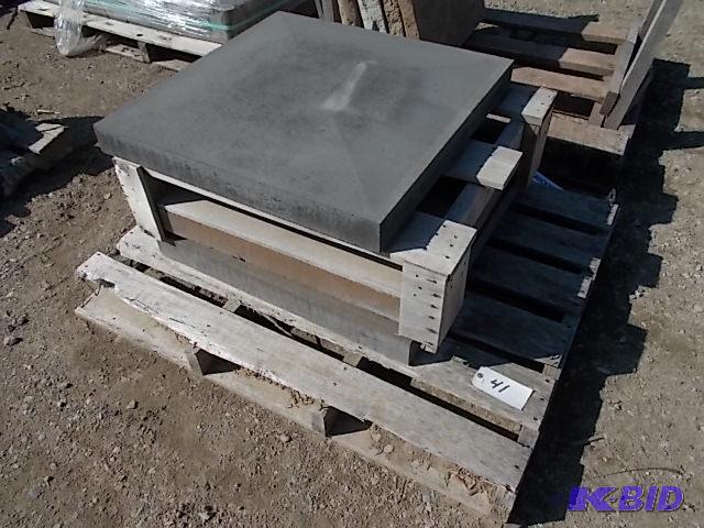 (3) Anchor 30 x 30 Pillar Caps, (2) Gray &amp...