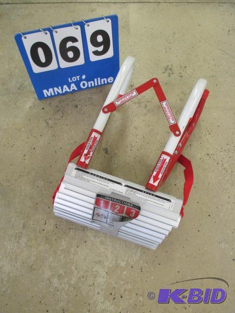 lot 00069 image: Escape Ladder