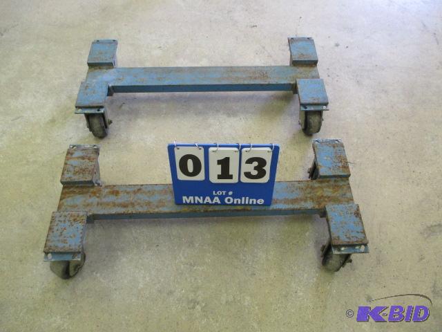 lot 13 image: Load movers