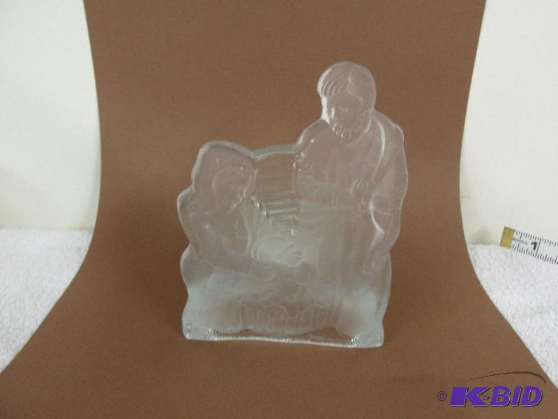 lot 17 image: Frosted Glass Holy Family Votive Holder.
