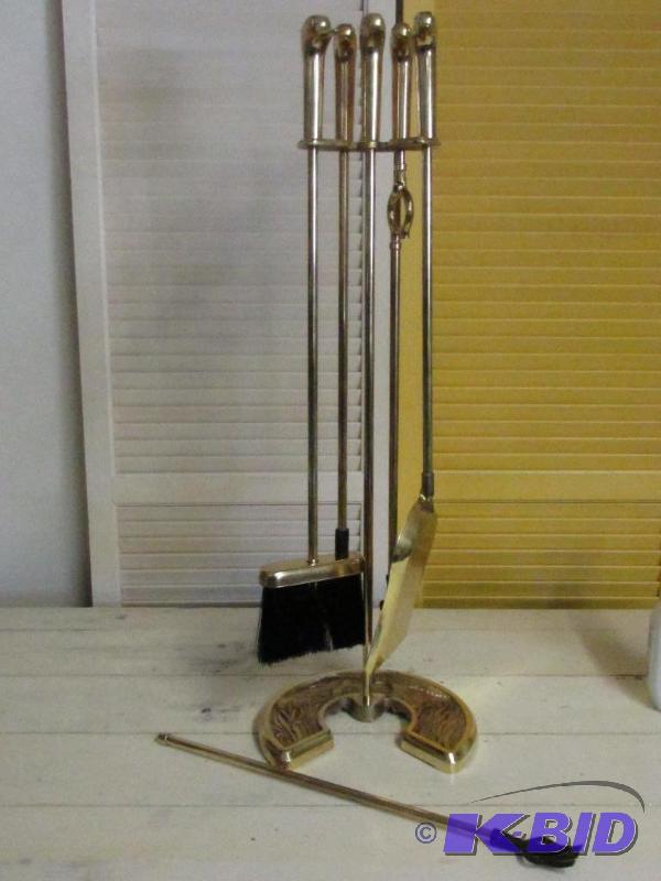 lot 2 image: Fire Place Tool Set -  Very Nice