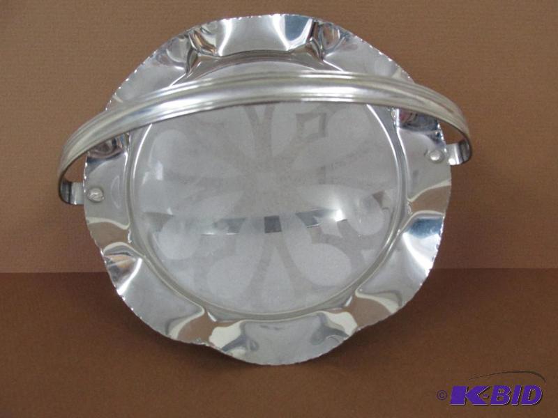 lot 26 image: Shiny Metal Handled Plate