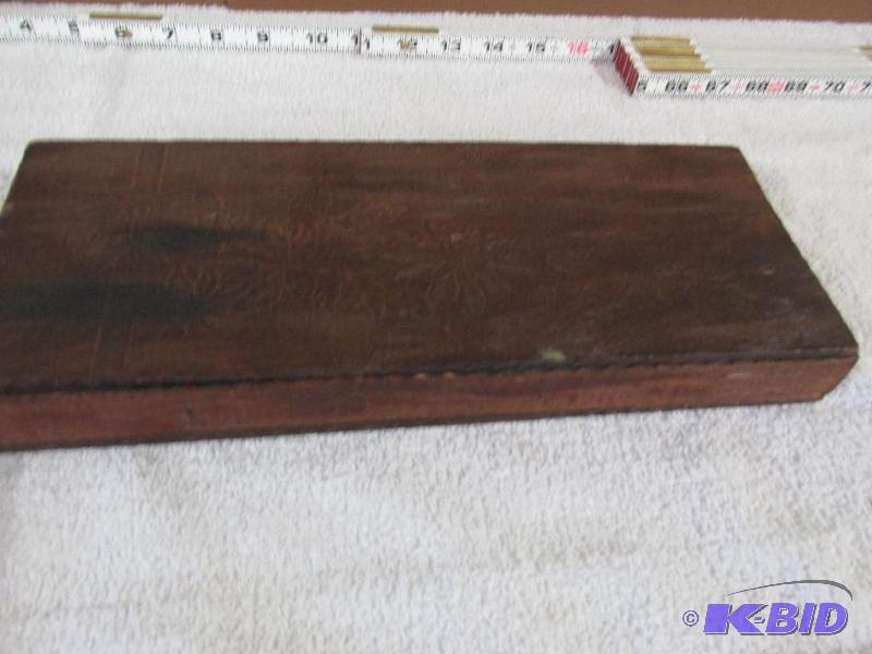 lot 32 image: Vintage Nice Wooden Box with Pressed Wood Lid.