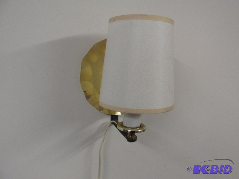 lot 43 image: Wall Hanging Lamp.