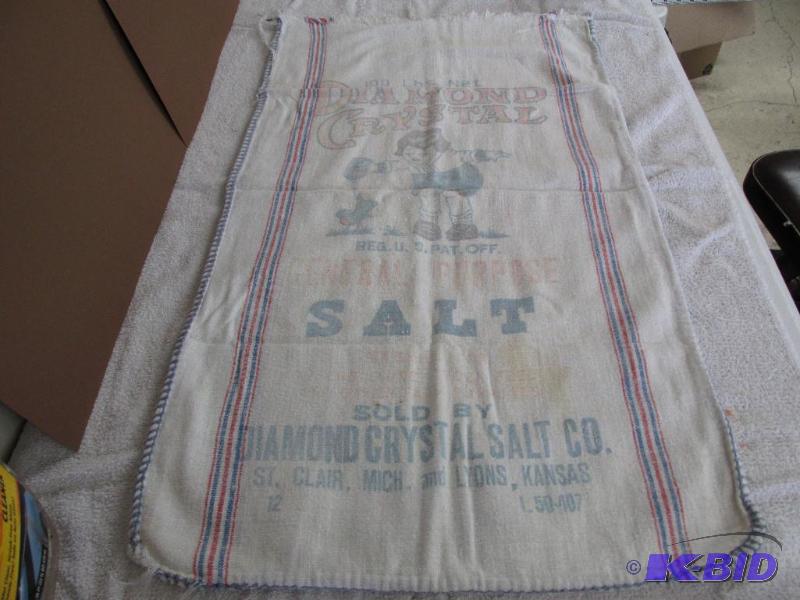 lot 45 image: Vintage Salt Bag Great Graphics