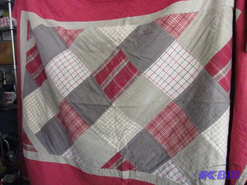 lot 83 image: Woolrich Quilt
