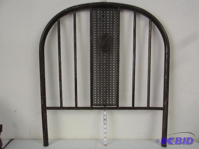 lot 16 image: Metal Childs Head Board