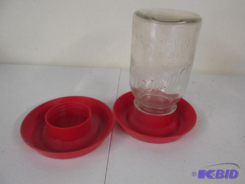 lot 20 image: Chicken Waterer