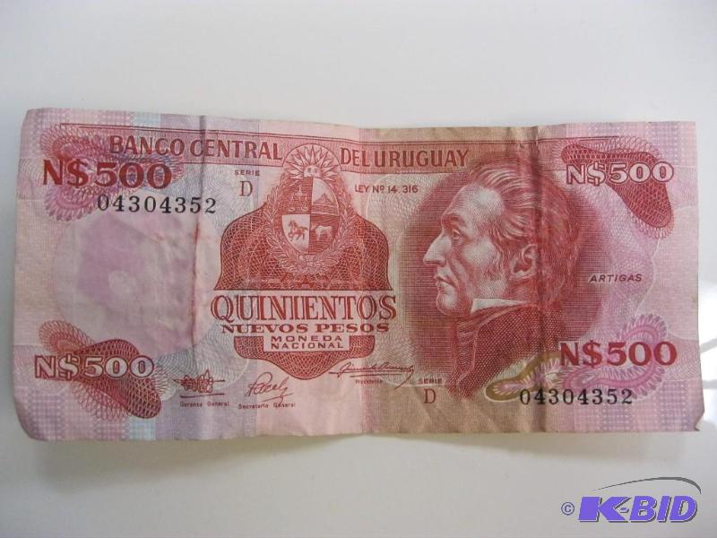 lot 79 image: Uruguay Bill Money...