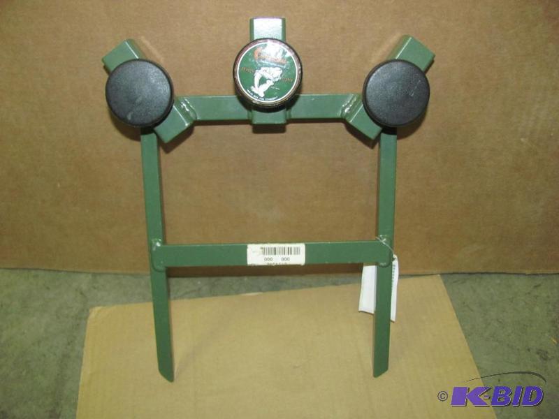 lot 62 image: This NEW Branch Fan allows you to quickly bre...