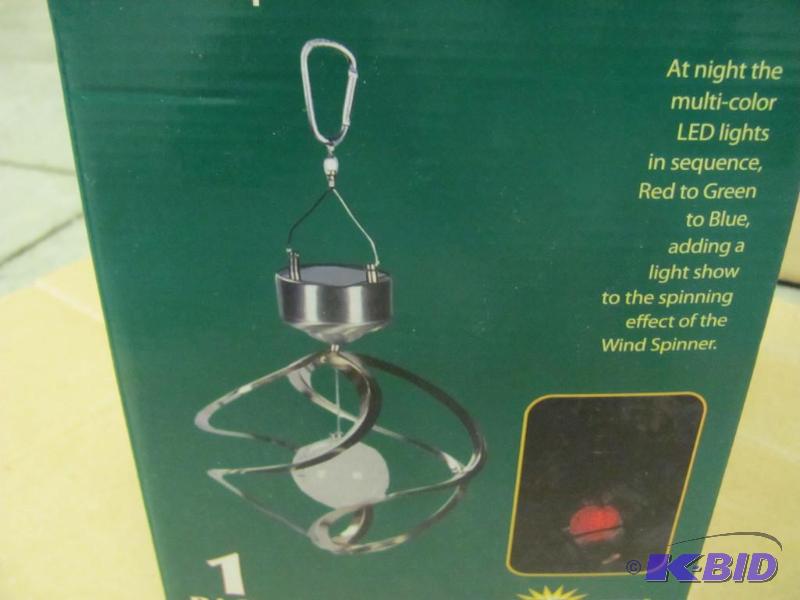 lot 86 image: For Repair NEW (in original box) Solar Light...
