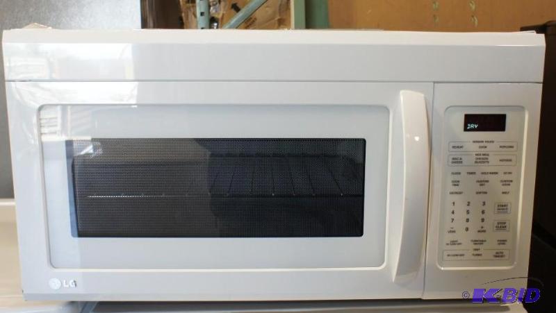 lot 15 image: New LG Microwave (LMV1813ST) 1.8-cu. ft. buil...