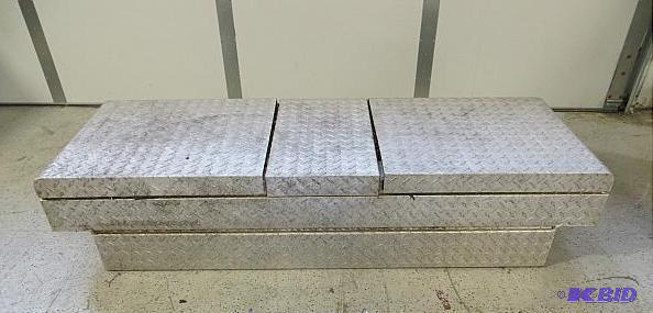 Tradesman Tuff Box. Bottom measures 51-12&qu...