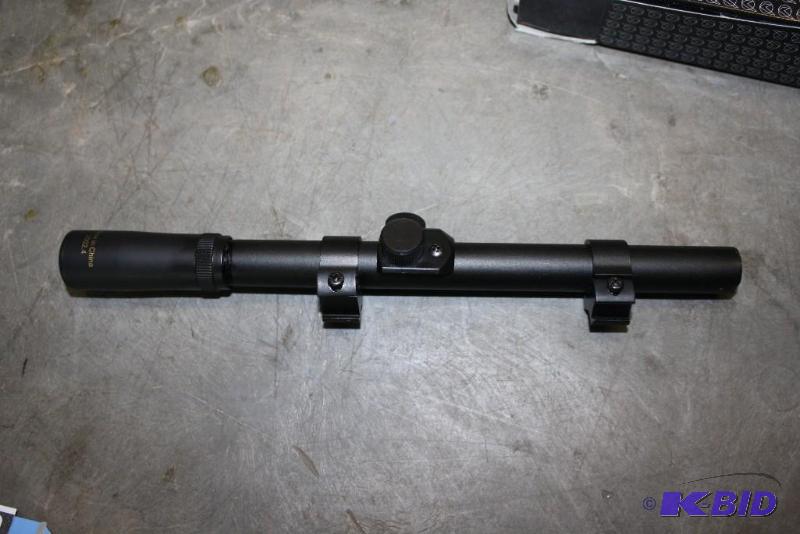 lot 168 image: Lot of (1) Gamo 4 x 15 Riflescope. Black fini...