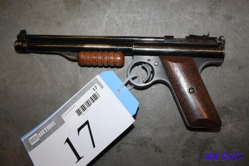 lot 17 image: Benjamin Franklin Model 137 .177 caliber pell...