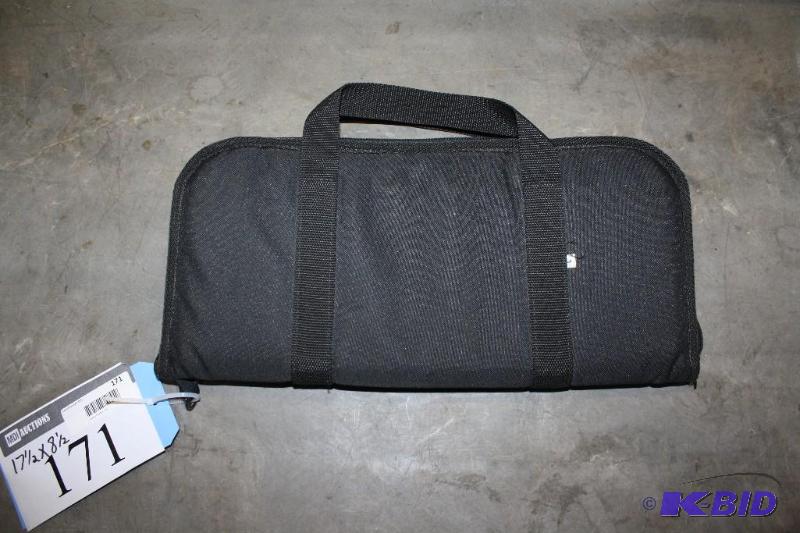 lot 171 image: Lot of (1) soft side gun case. Black. 17 12&...
