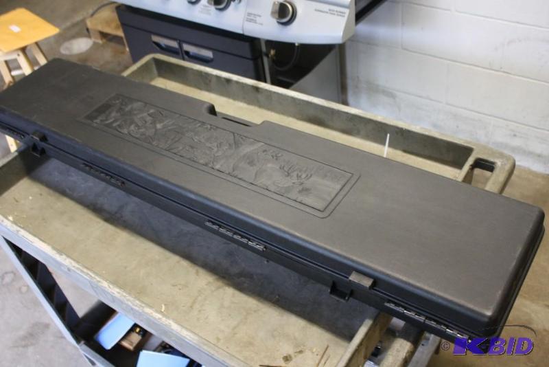lot 21 image: Hard side gun case with deer and duck mural. ...