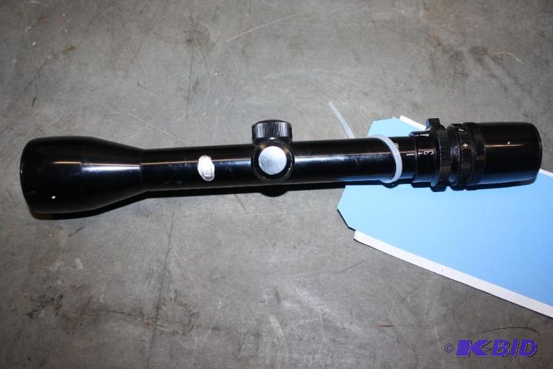 lot 34 image: Bushnell ScopeChief IV 3x - 9x Scope. Black...