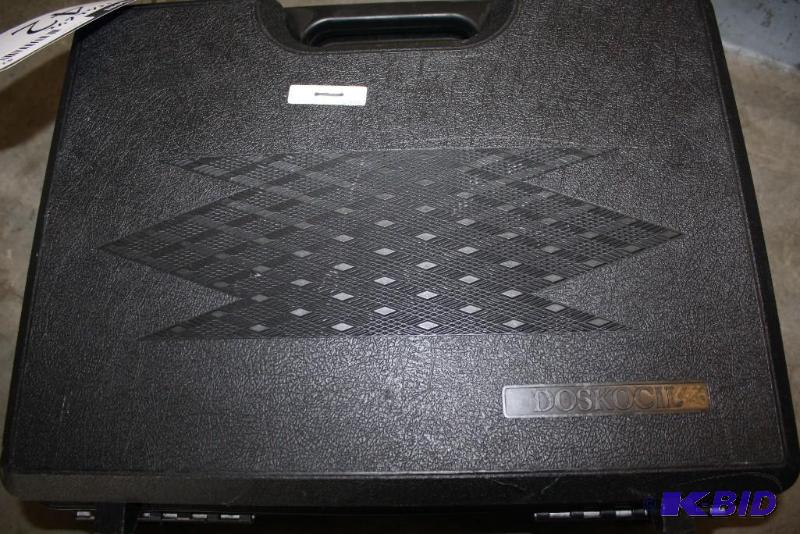 lot 42 image: Doskocil hard side gun case black. 16 12&qu...