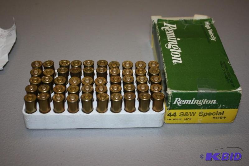 lot 479 image: Miscellaneous 44 S&ampW Special ammo app. 8...