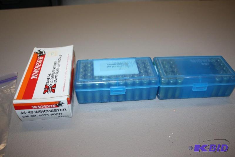lot 484 image: Miscellaneous 44-40 Winchester ammo app. 100...