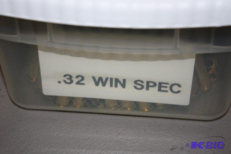 lot 599 image: Bin of 32 Winchester Special casings app. 30...