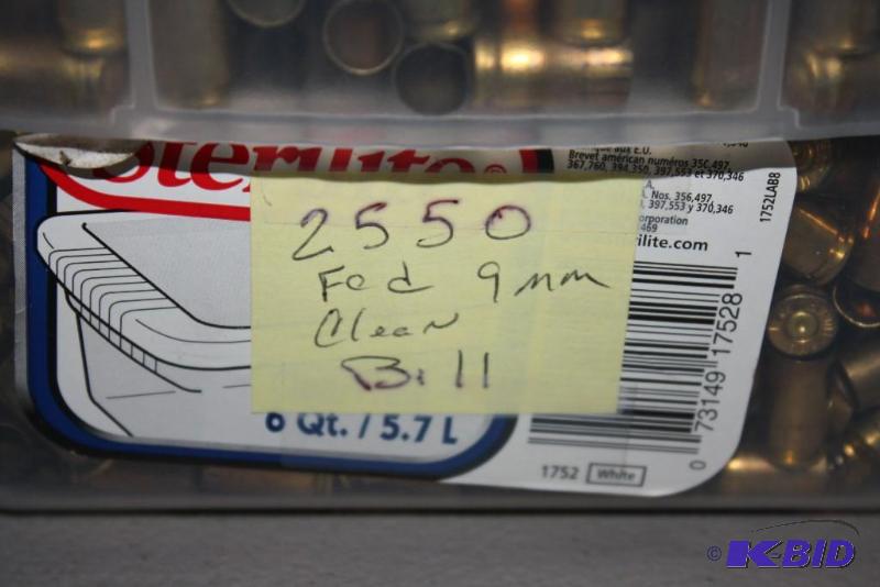 lot 606 image: Bin of 9mm casings app. 2550 ct....