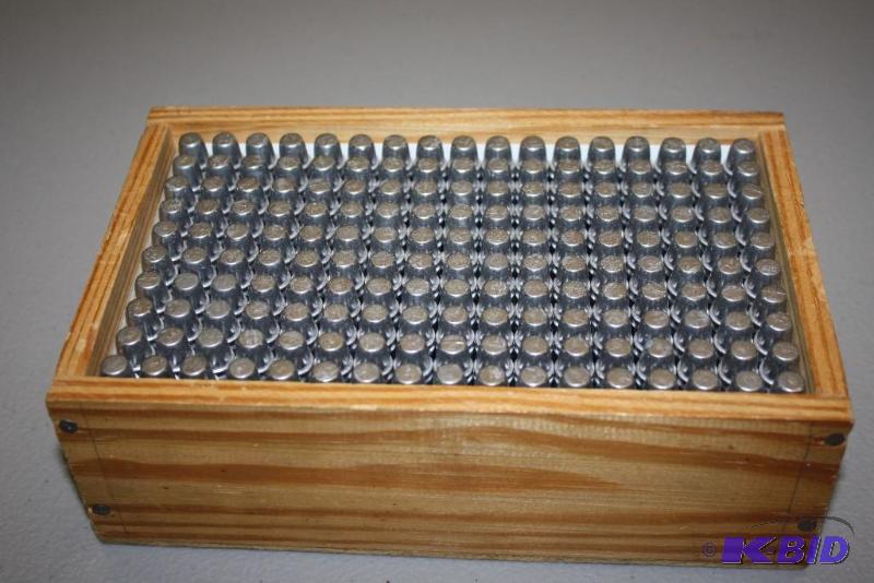 lot 671 image: Box of 10.71 x 19.81 bullets app. 500 ct....