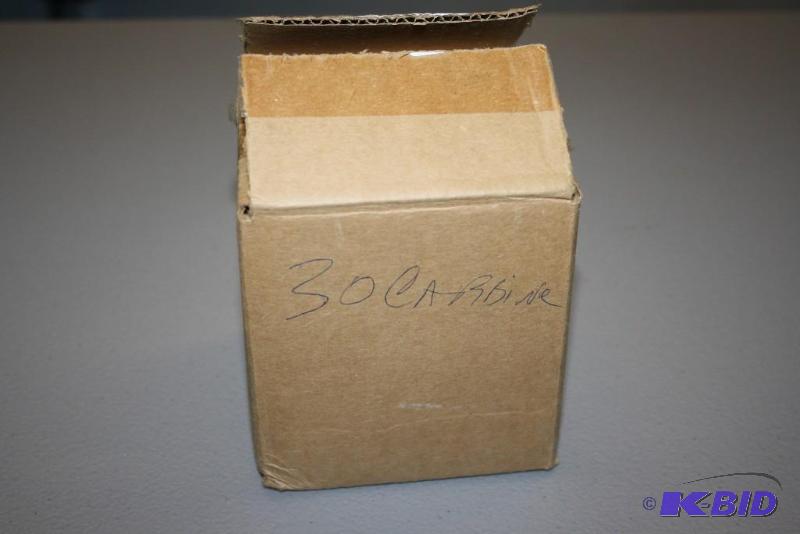 lot 695 image: Box of 30 Carbine BB bullets 120 Grain 309...