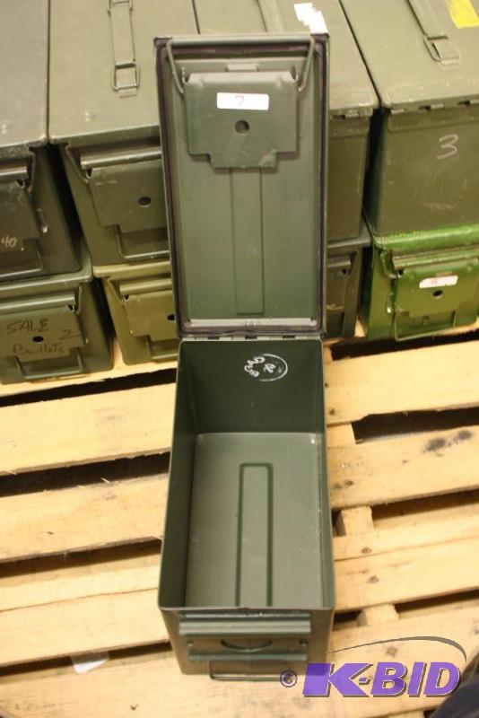 lot 786 image: Military Green Ammo Can 12" x 7" x...