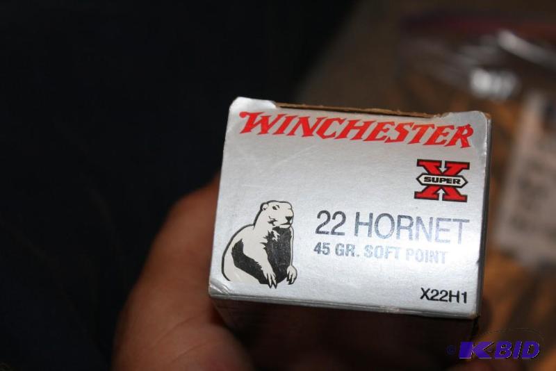lot 868 image: Box of 22 Hornet 45 Grain Soft Point app. 45...