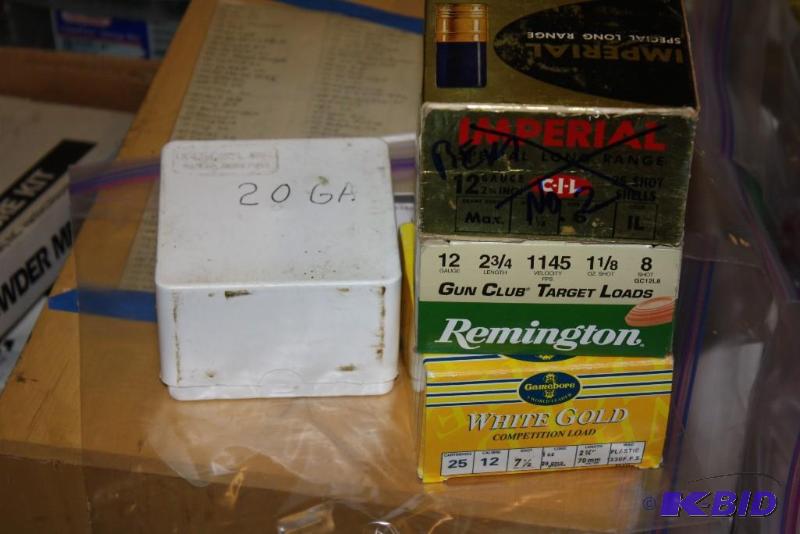 lot 887 image: Box Lot of (5) Miscellaneous 12 & 20 Gaug...