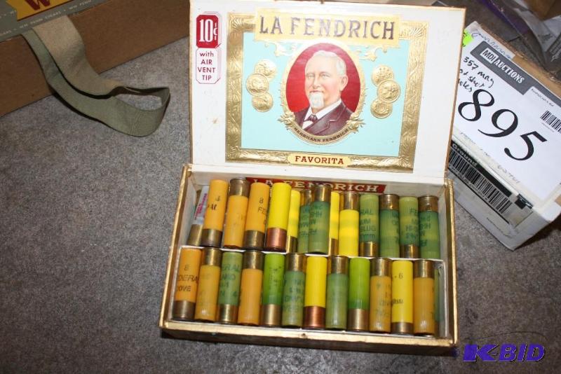 lot 893 image: Box of Miscellaneous 20 Gauge shotgun Shells....