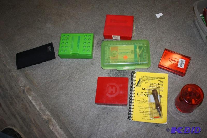 lot 910 image: Container Lot of (8) Including Reloading Die...