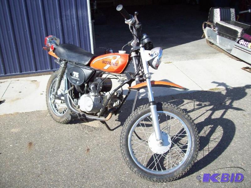 lot 5 image: 1975 Dirt Bike