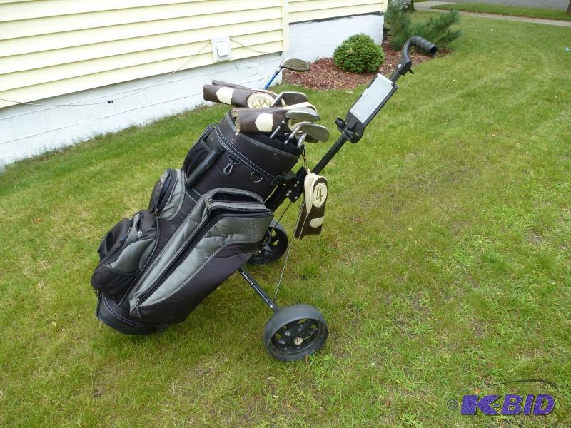 lot 11 image: Tony Armour Signature&nbspgolf clubs Dunlop...