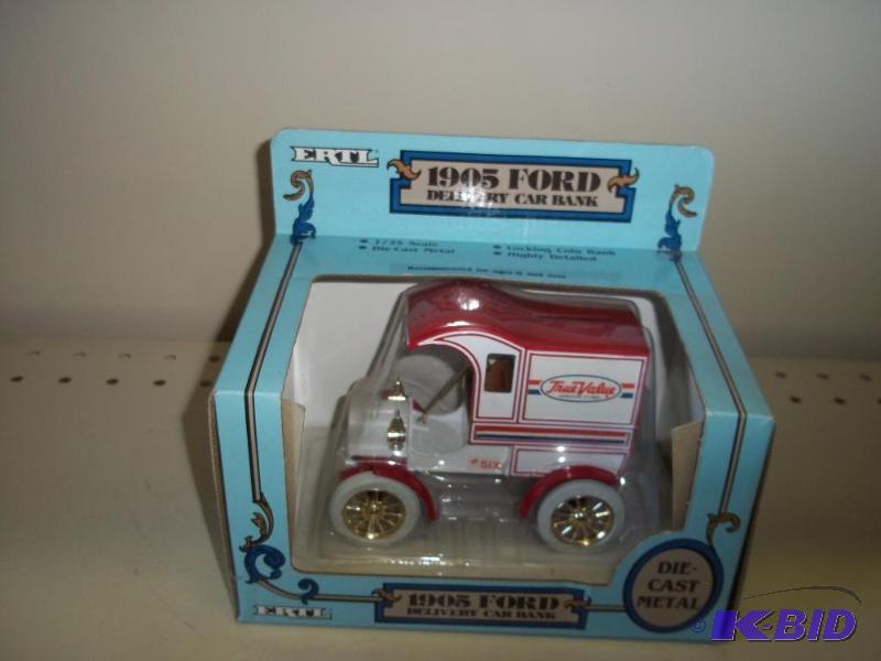 lot 138 image: ERTL Toys 1905 Ford Delivery Car Bank with or...