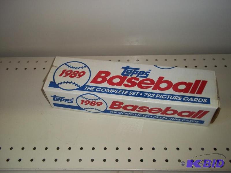 lot 151 image: Topps Baseball cards unopened   1989  792 car...