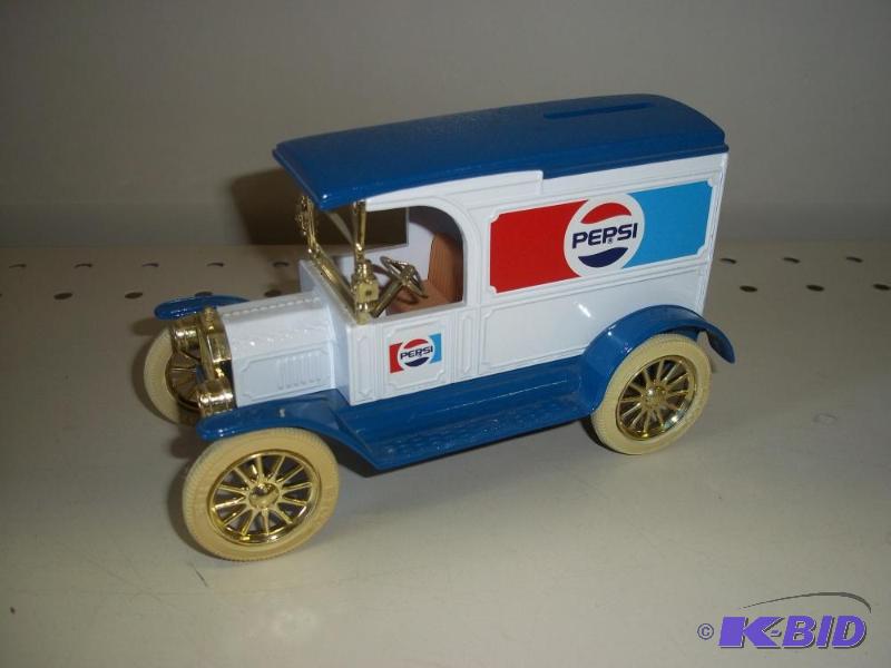 lot 163 image: ERTL Toys Ford 1917 Model T Van  Bank wi...