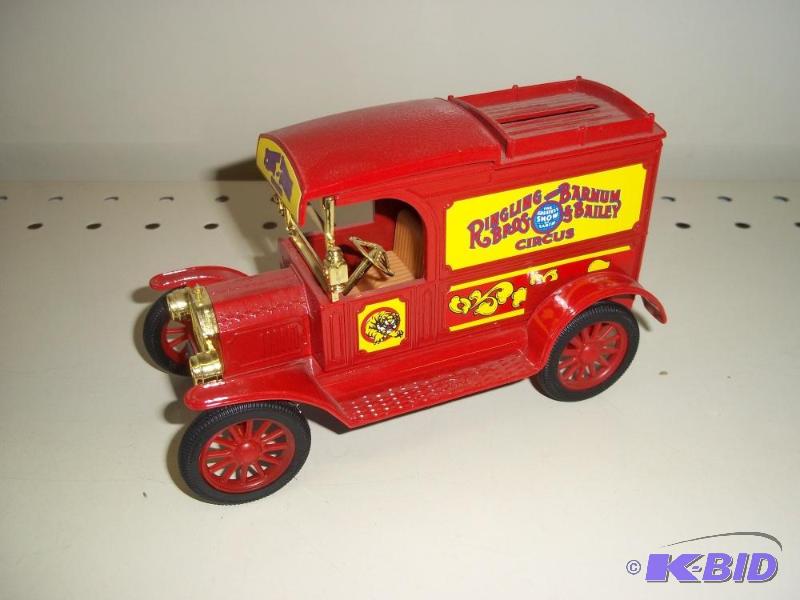 lot 173 image: ERTL Toys Ford 1917 Model T Van Bank with ori...