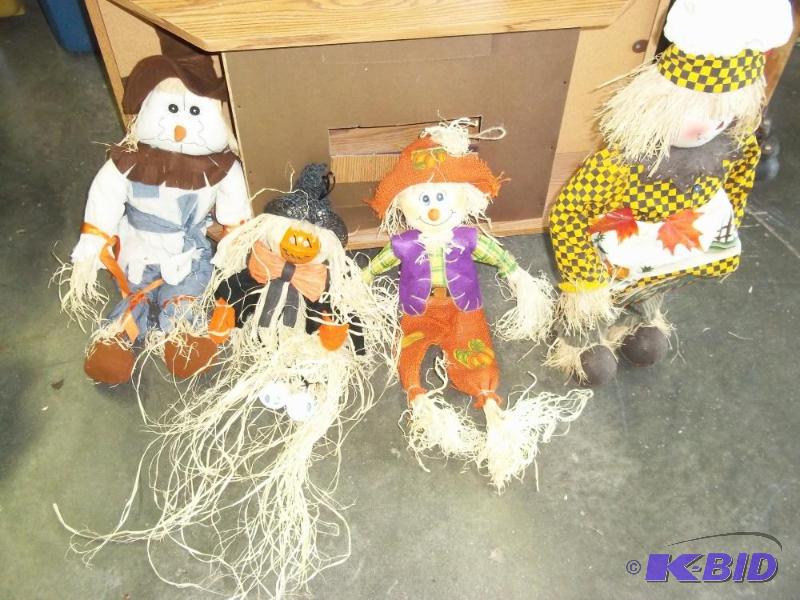 lot 180 image: Fall Yard Decor   4 Stick People ...
