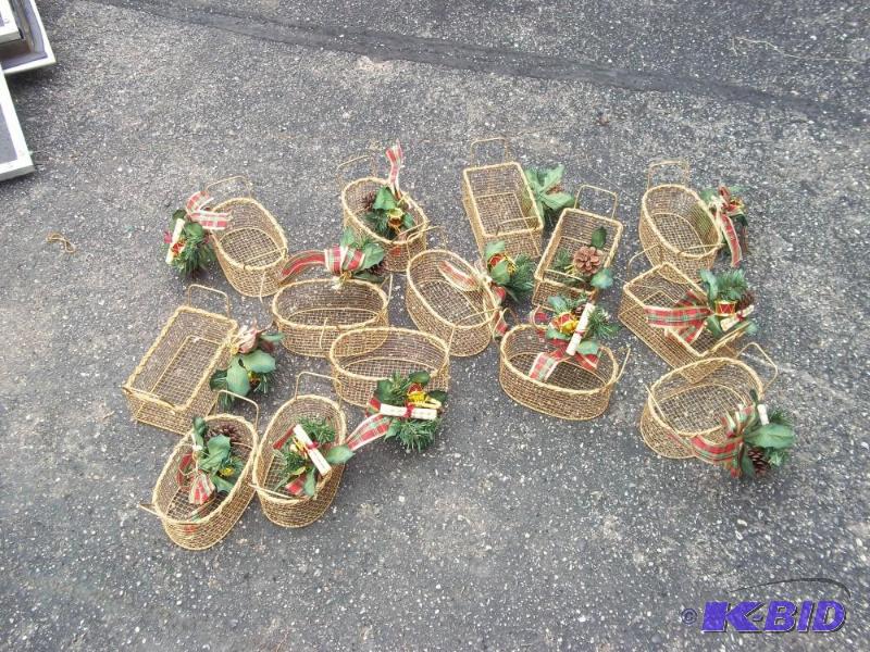 lot 241 image: Large Selection of wicker baskets...