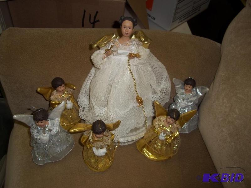 lot 244 image: 6 angel dolls   1 large and 5 minatures ...