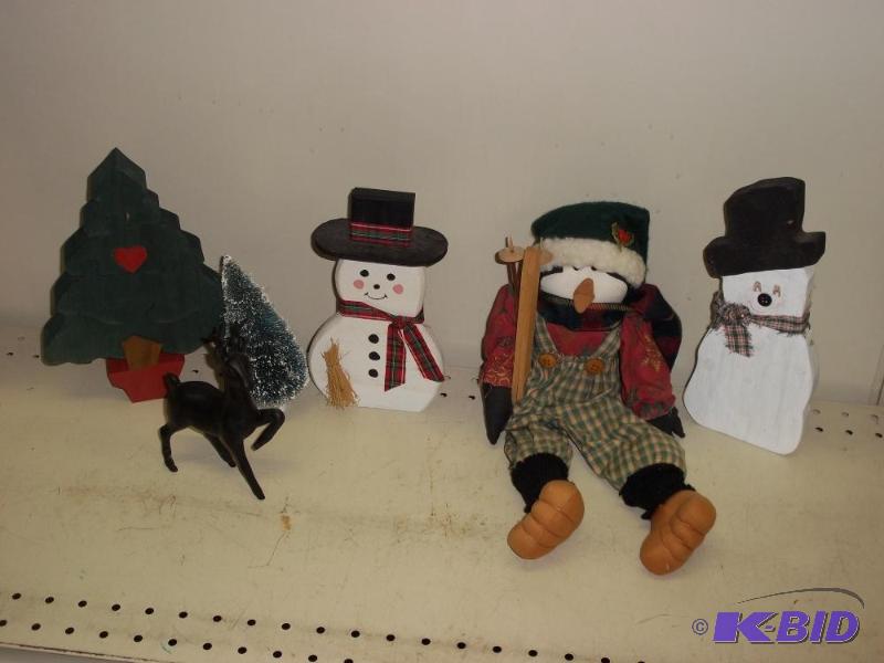 lot 263 image: Snowmen and trees...