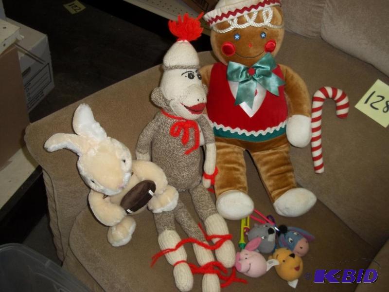 lot 301 image: Lot of Stuffed Animals...