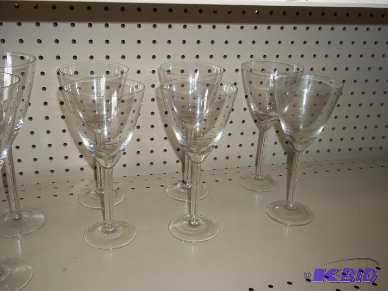 lot 32 image: Crystal Set 0f 6 Stemmed Glasses...